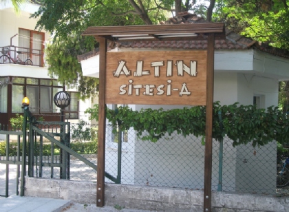 Altın sitesi tabelası