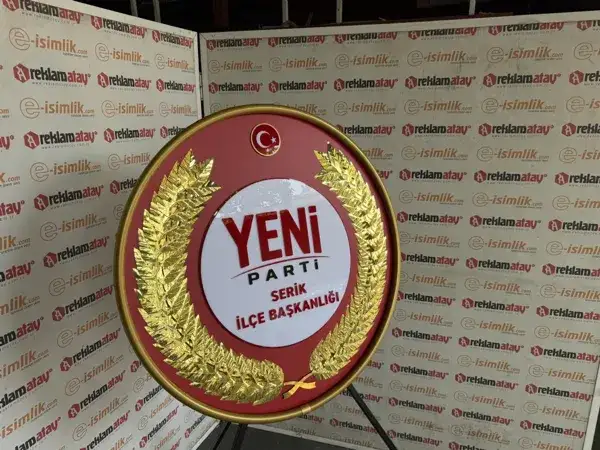 Yeni Parti Özel Tasarım Metal Çelenk – Anma ve Çelenk Sunma Modeli